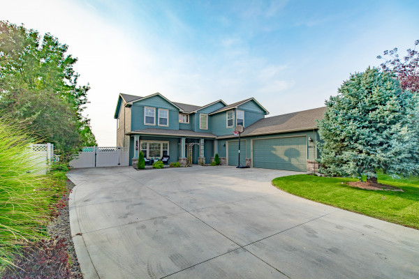 4415 Montelino — 360° virtual tour