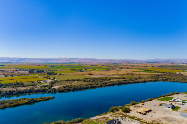 Riverside Estates — 360° virtual tour