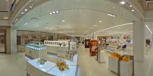 DYS-19-6741-1-Holt Renfrew-Bloor-Toronto ON — 360° virtual tour