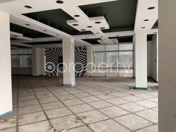 LI - 1989847 — 360° virtual tour